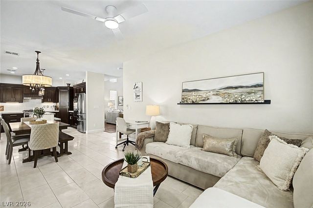 2025 Shining Feather Lane, Las Vegas, NV 89134