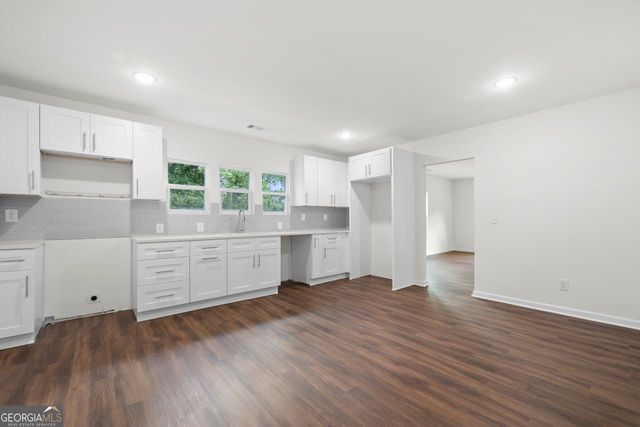 1721 Hortense Place, Atlanta, GA 30318