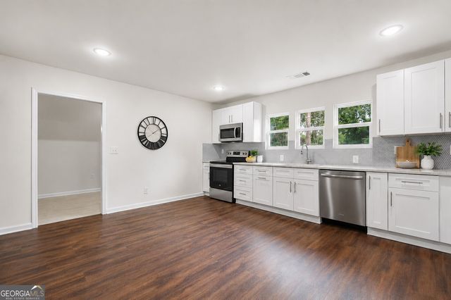 1721 Hortense Place, Atlanta, GA 30318