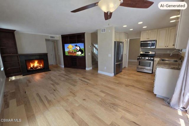 208 Calle Tamega, Camarillo, CA 93012
