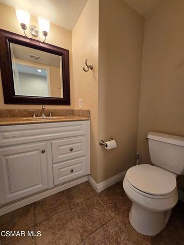 208 Calle Tamega, Camarillo, CA 93012