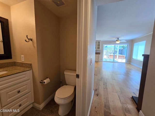 208 Calle Tamega, Camarillo, CA 93012