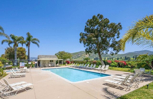 208 Calle Tamega, Camarillo, CA 93012