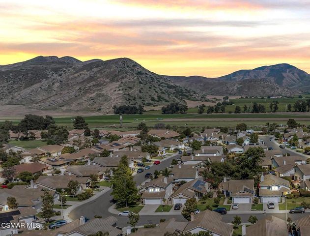 208 Calle Tamega, Camarillo, CA 93012