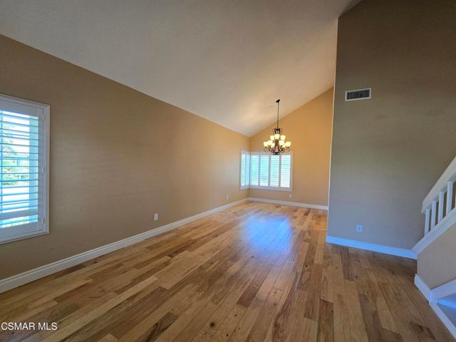 208 Calle Tamega, Camarillo, CA 93012