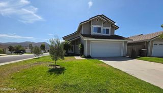 208 Calle Tamega, Camarillo, CA 93012
