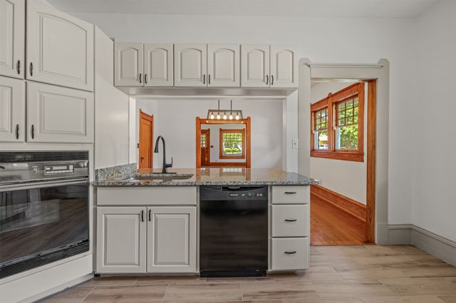 802 N Church Street, Decatur, TX 76234