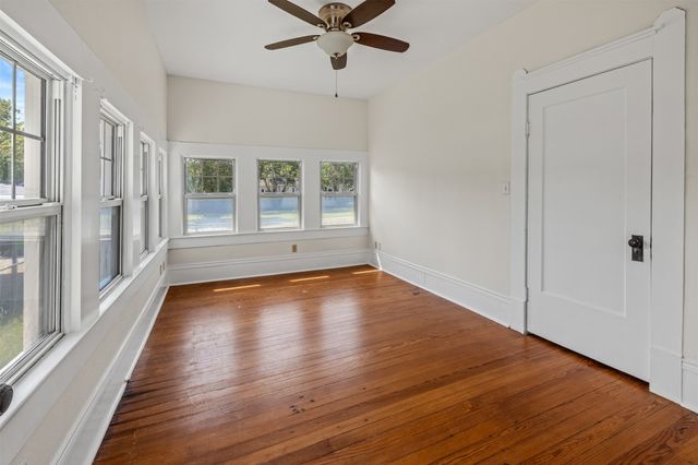 802 N Church Street, Decatur, TX 76234