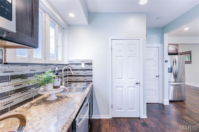 3629 Blow Street, St Louis, MO 63116