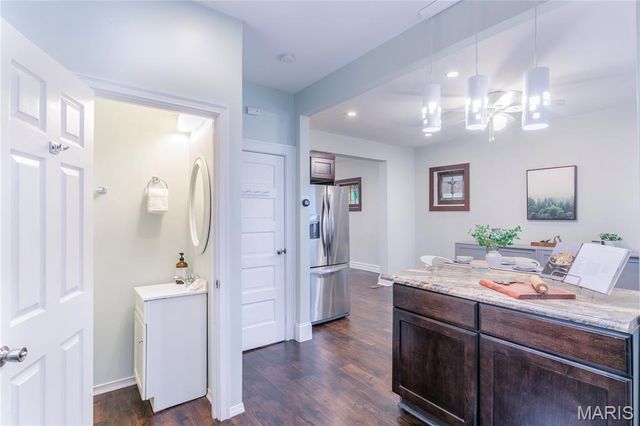 3629 Blow Street, St Louis, MO 63116