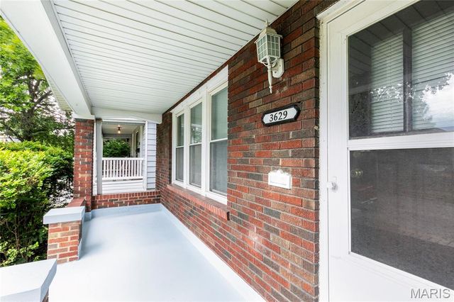 3629 Blow Street, St Louis, MO 63116