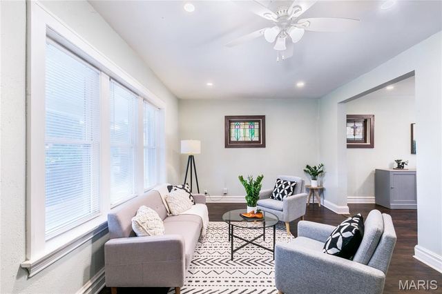 3629 Blow Street, St Louis, MO 63116