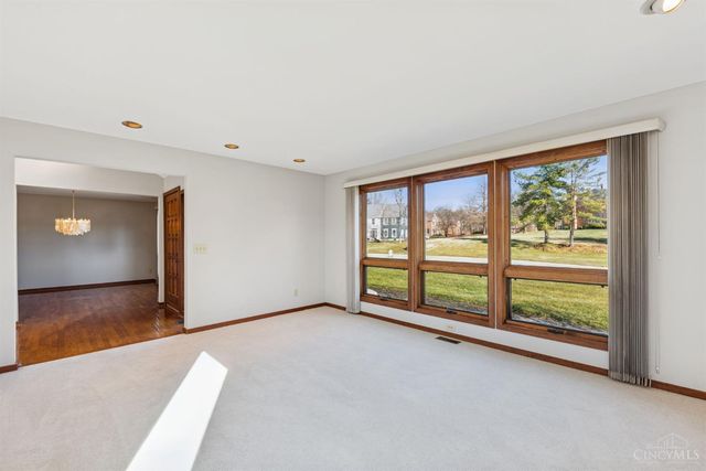 10301 Giverny Boulevard, Evendale, OH 45241