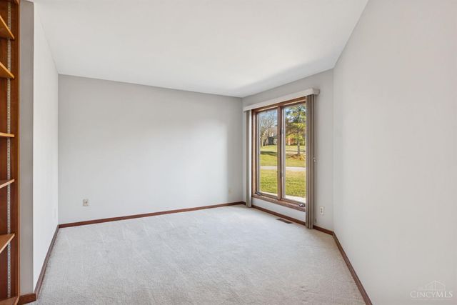 10301 Giverny Boulevard, Evendale, OH 45241