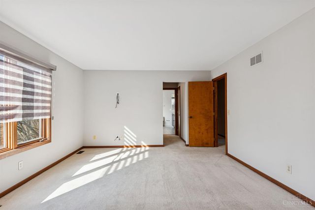 10301 Giverny Boulevard, Evendale, OH 45241