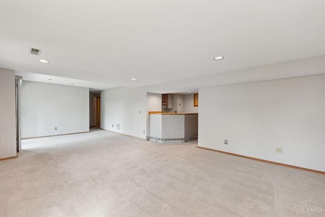 10301 Giverny Boulevard, Evendale, OH 45241