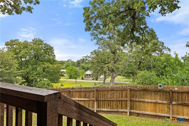 1625 Packsaddle Trail, Kingsland, TX 78639