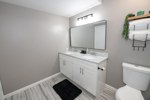 68 CATHERINE CT, Levittown, PA 19057