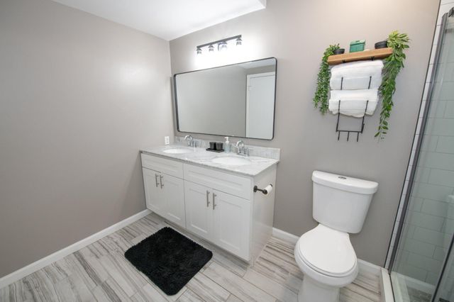 68 CATHERINE CT, Levittown, PA 19057