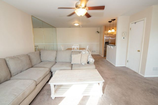 68 CATHERINE CT, Levittown, PA 19057