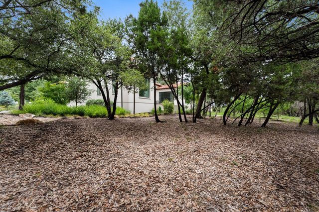 4401 Amarra DR 17, Austin, TX 78735