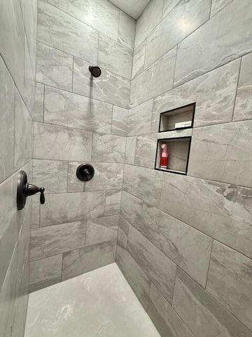 1165 W Gaslight Drive, Springfield, MO 65810