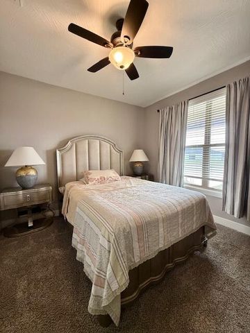 1165 W Gaslight Drive, Springfield, MO 65810