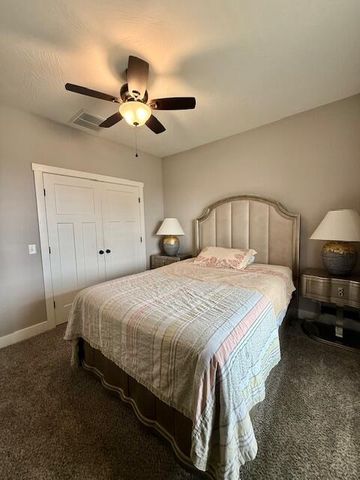 1165 W Gaslight Drive, Springfield, MO 65810