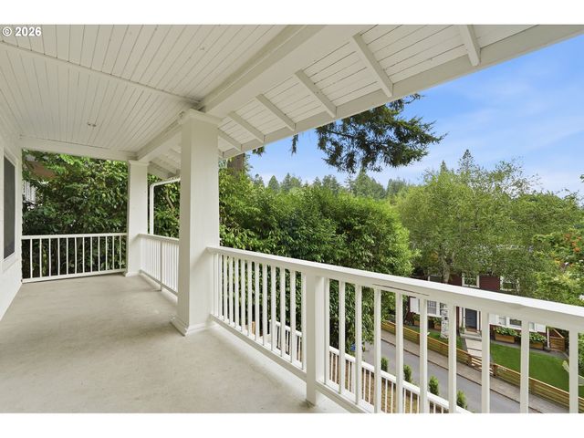 2790 Sw MONTGOMERY Dr, Portland, OR 97201