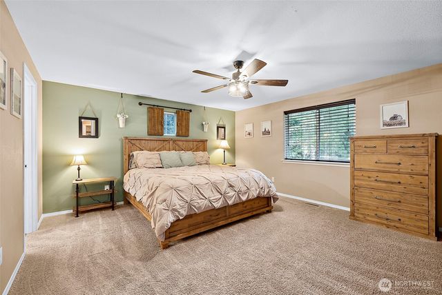 18833 Rampart Drive SE, Yelm, WA 98597