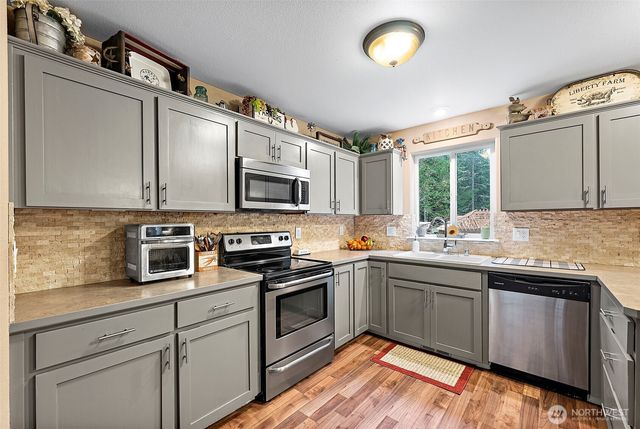 18833 Rampart Drive SE, Yelm, WA 98597