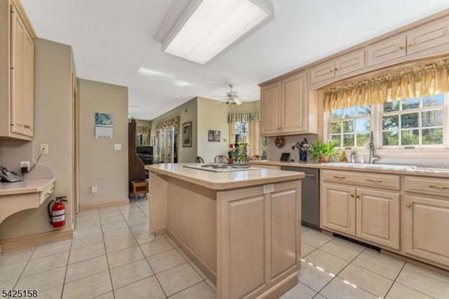 95 Pleasant Run Rd, Readington Twp., NJ 08822