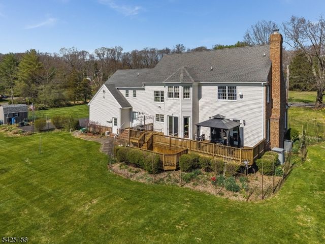 95 Pleasant Run Rd, Readington Twp., NJ 08822