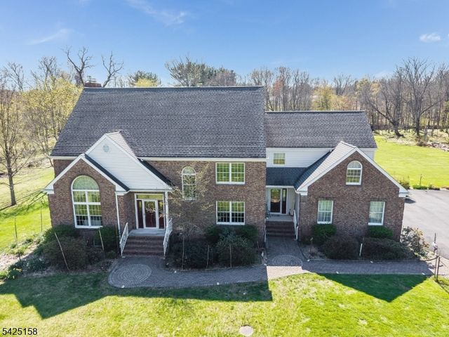 95 Pleasant Run Rd, Readington Twp., NJ 08822