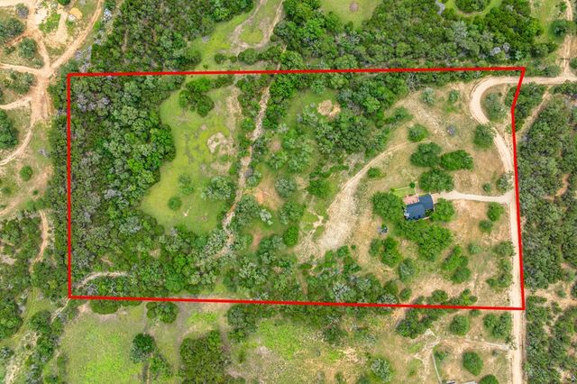 416 Star Dance Trail, Bandera, TX 78003