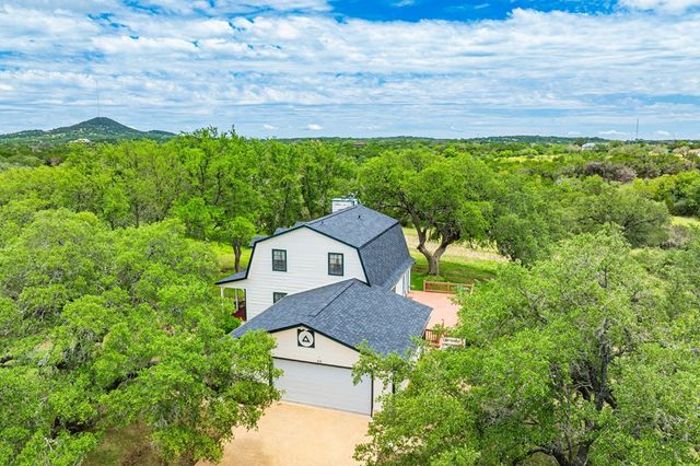416 Star Dance Trail, Bandera, TX 78003