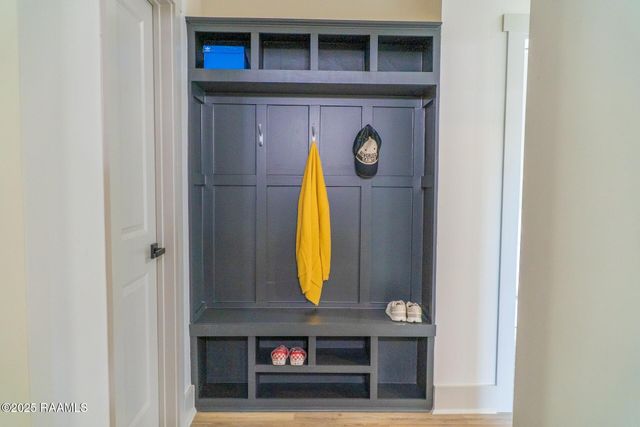 700 W Willow Street, Lafayette, LA 70501