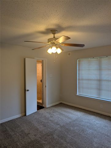 4800 Dunlap Drive, Fort Worth, TX 76119