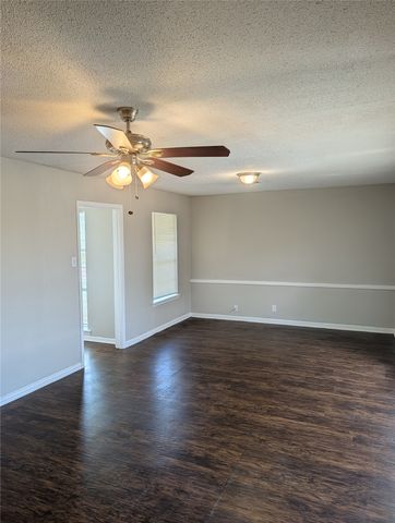4800 Dunlap Drive, Fort Worth, TX 76119