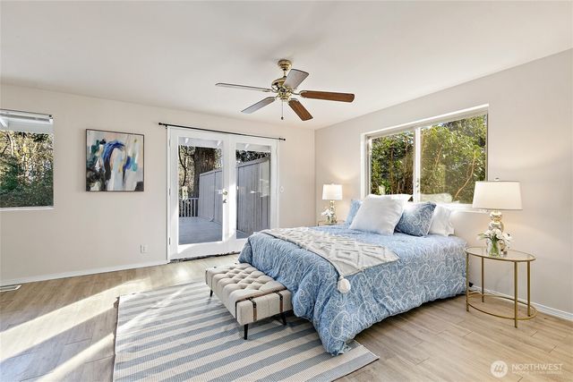 15712 NE 56th, Redmond, WA 98052