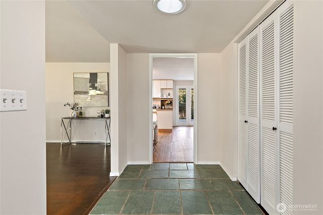 15712 NE 56th, Redmond, WA 98052