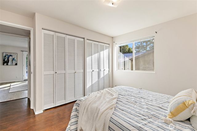 15712 NE 56th, Redmond, WA 98052