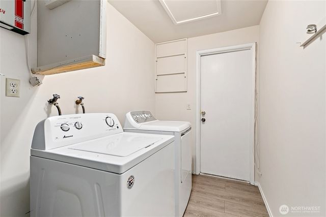 15712 NE 56th, Redmond, WA 98052