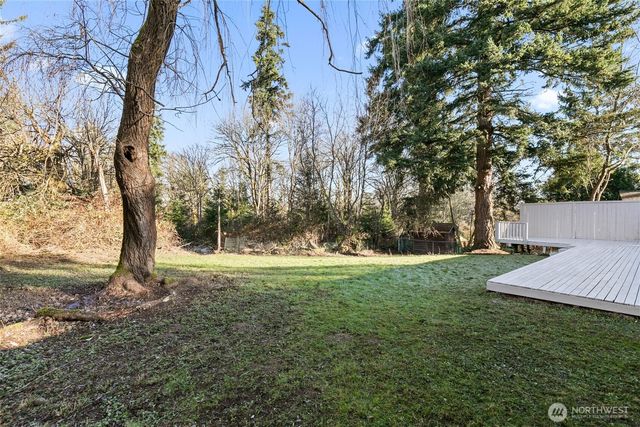 15712 NE 56th, Redmond, WA 98052