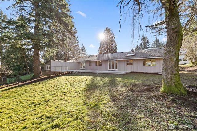 15712 NE 56th, Redmond, WA 98052