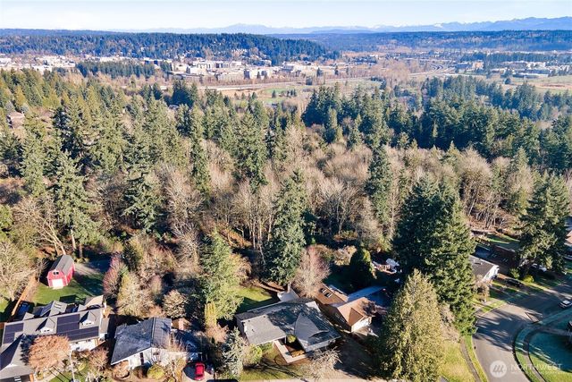 15712 NE 56th, Redmond, WA 98052