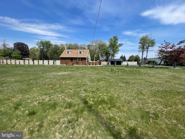 862 JOHNSON RD, Sicklerville, NJ 08081
