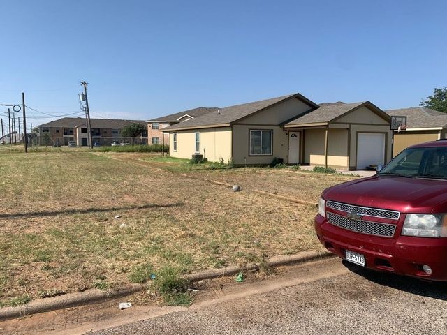 1520 E 28th Street, Lubbock, TX 79404