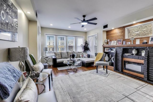 1337 S Austin Boulevard, Cicero, IL 60804