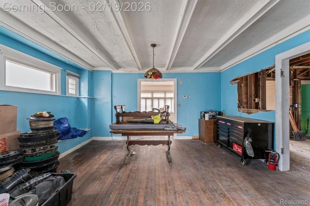 880 Algonquin Street, Detroit, MI 48215